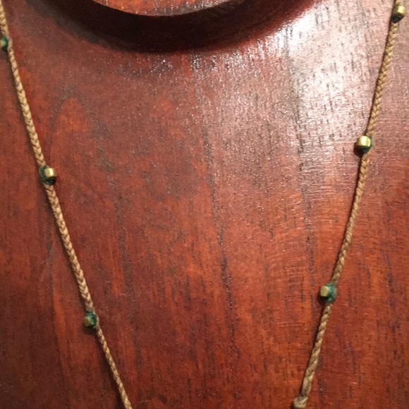 Gold and Black Pendant Necklace with Elegant Design - Picture 5 of 7